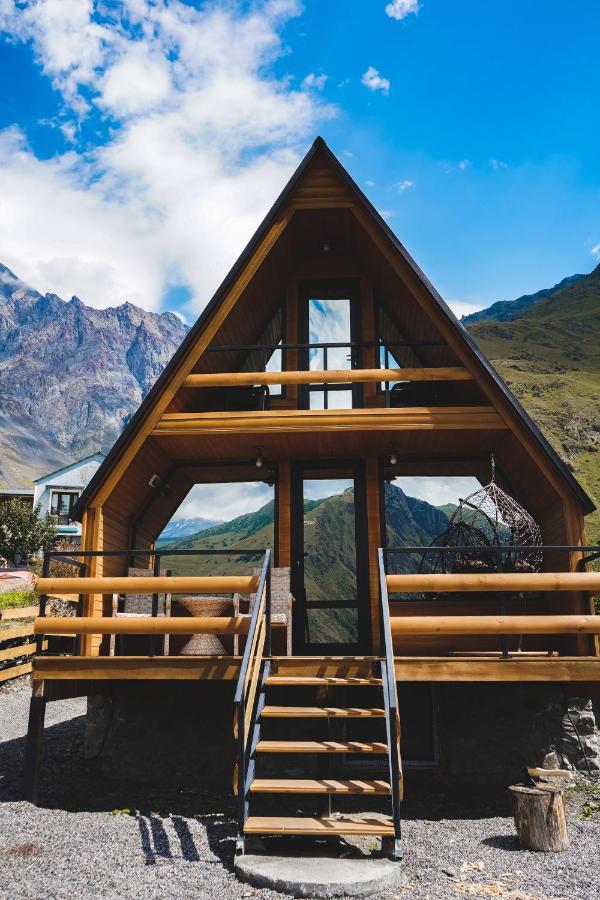 Lonely Mountain Vila Kazbegi Exterior foto