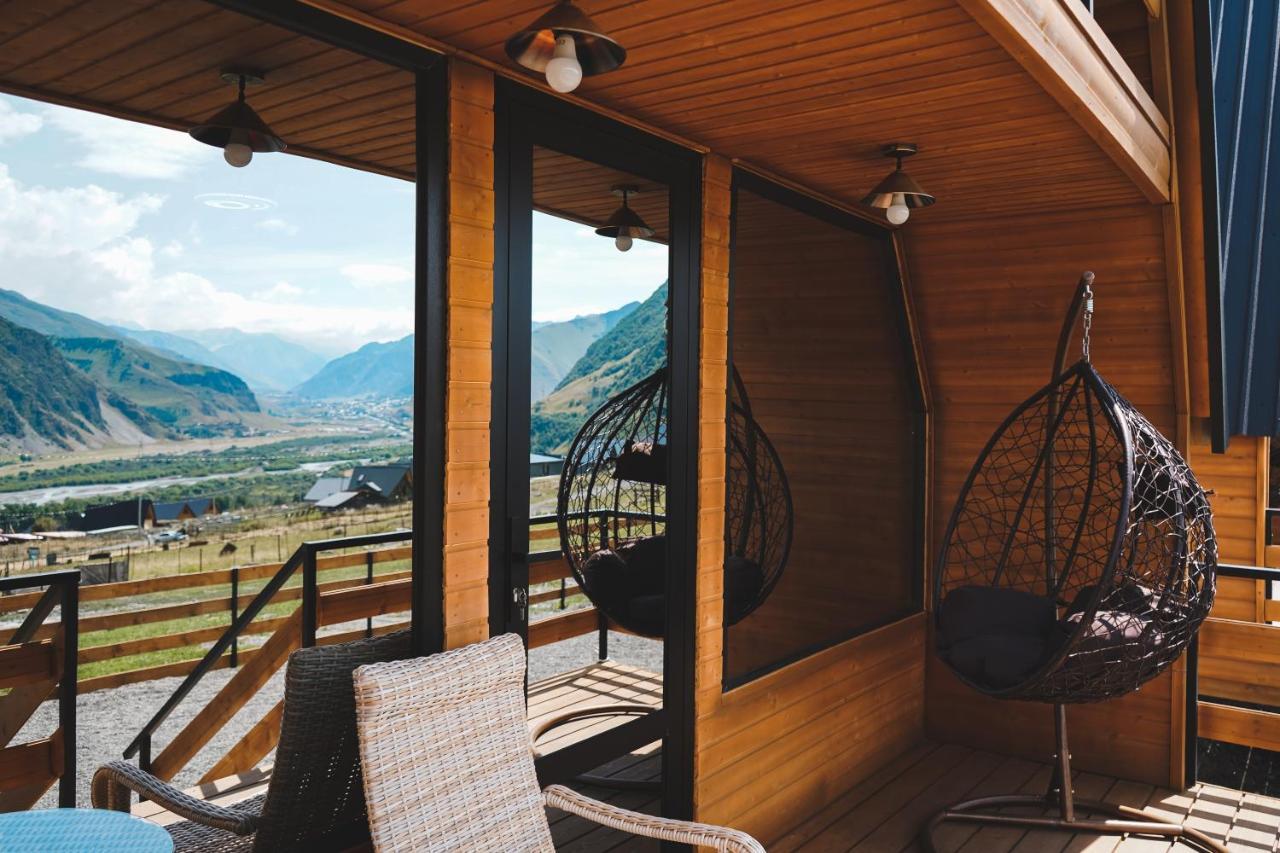 Lonely Mountain Vila Kazbegi Exterior foto