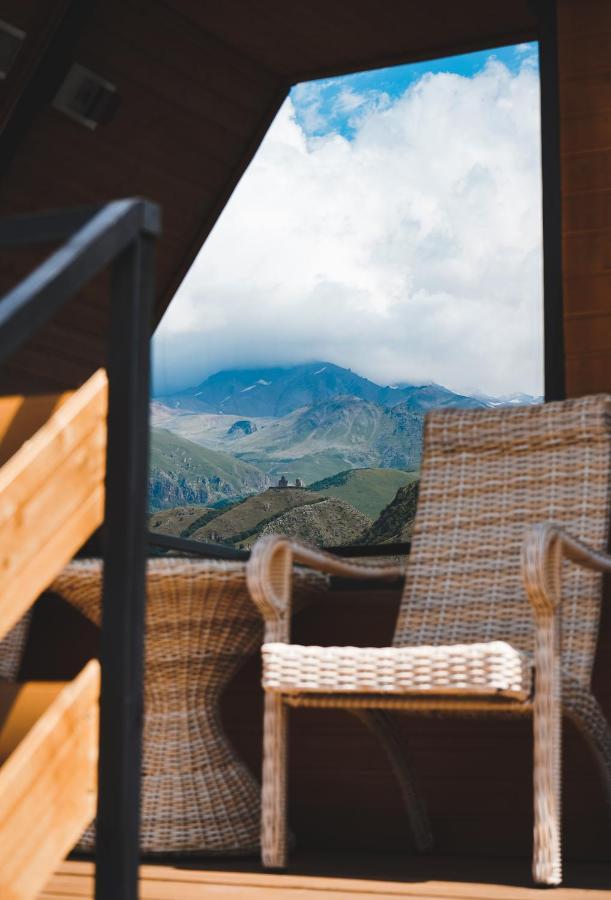 Lonely Mountain Vila Kazbegi Exterior foto