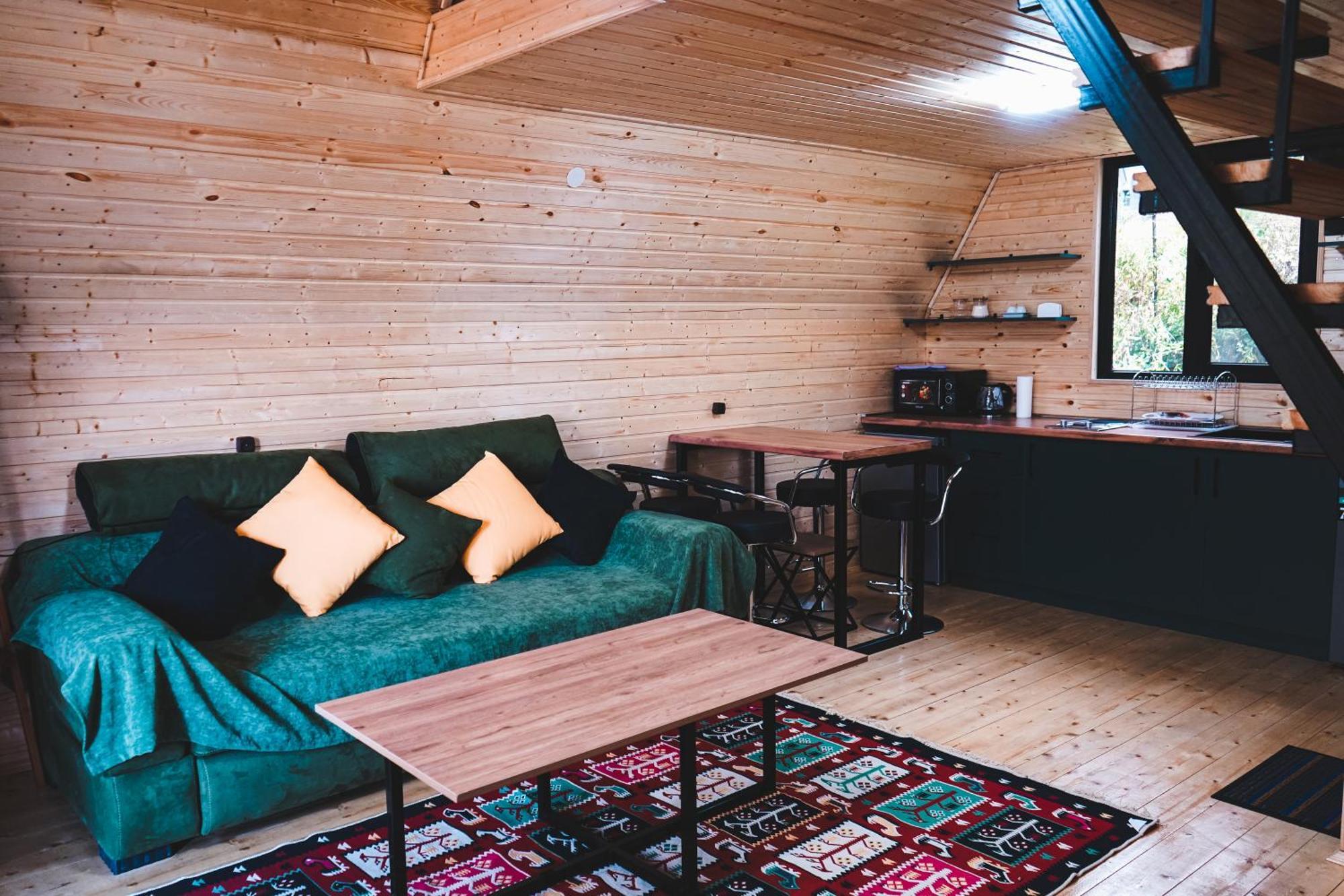 Lonely Mountain Vila Kazbegi Exterior foto
