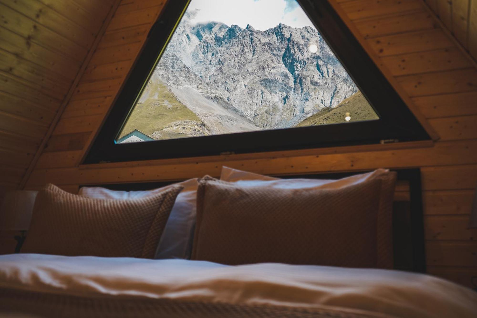 Lonely Mountain Vila Kazbegi Exterior foto