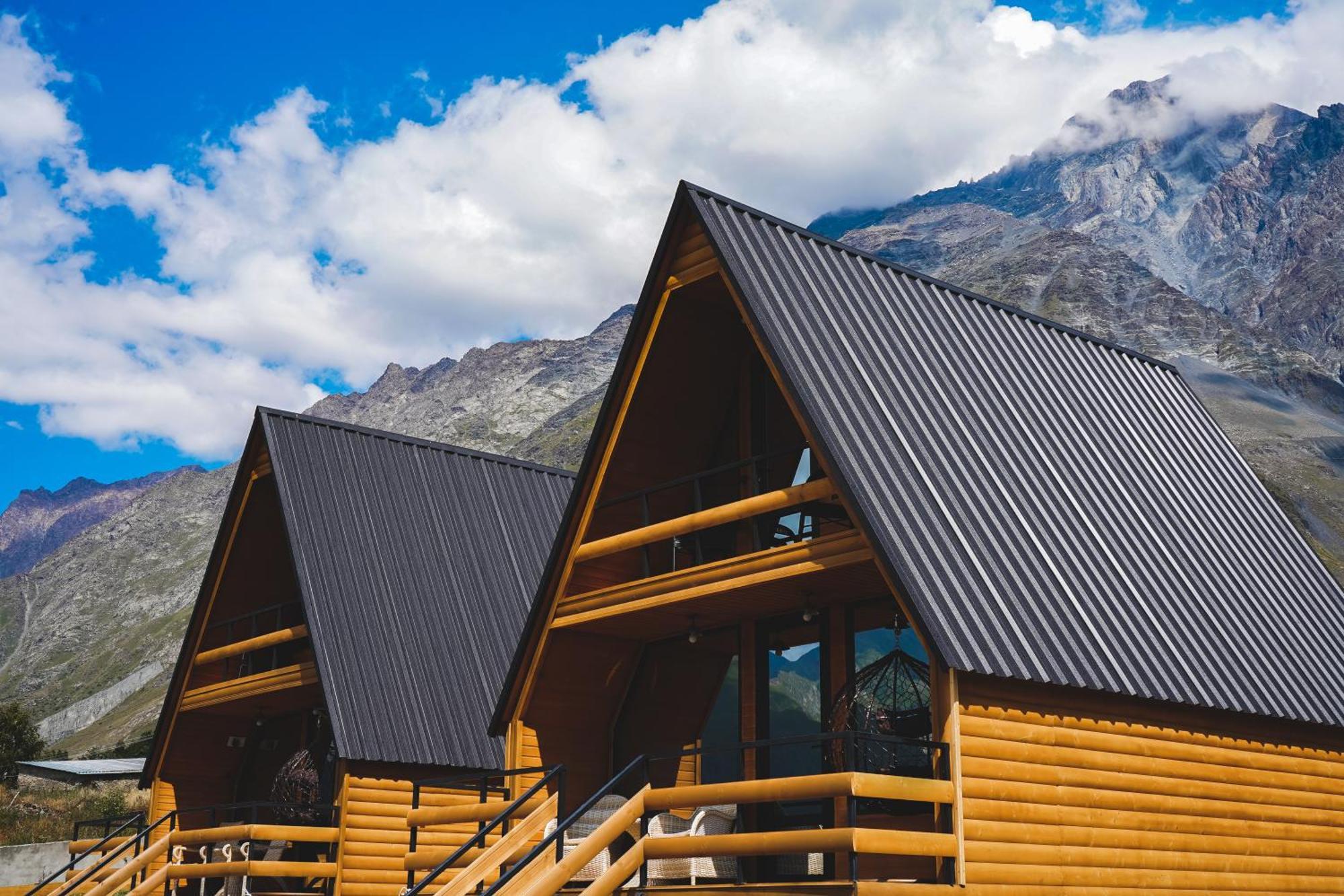 Lonely Mountain Vila Kazbegi Exterior foto